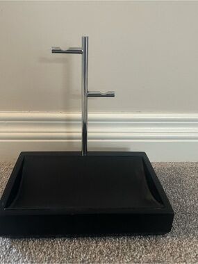 Jewelry stand